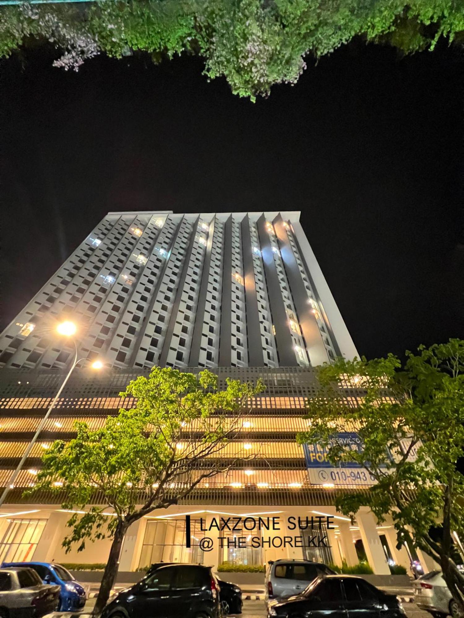 The Shore Cbd Kota Kinabalu By Laxzone Suite Екстериор снимка