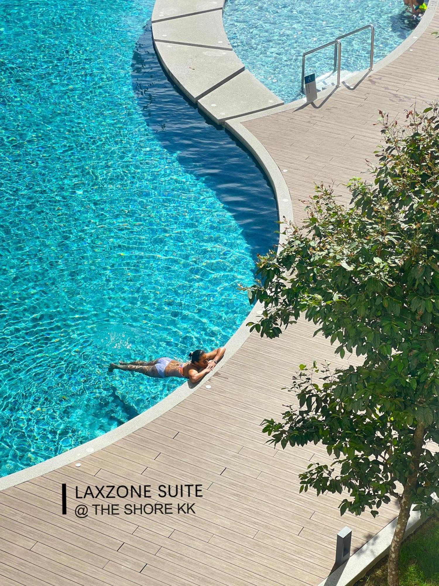 The Shore Cbd Kota Kinabalu By Laxzone Suite Екстериор снимка